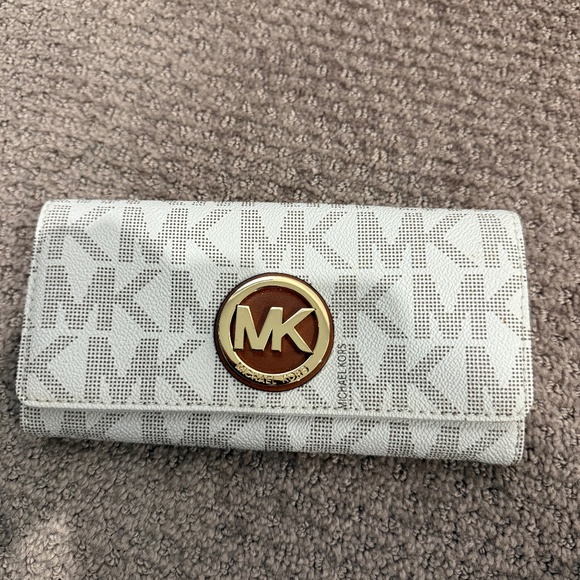 Michael kors wallet - Picture 1 of 3